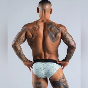 BoxMenswear NWT Medium SPECKLED BRIEFS - DUCK EGG BLUE